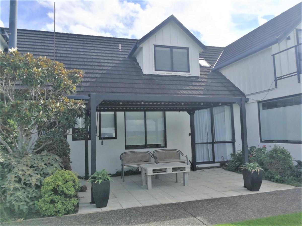 Kaka Lodge At Kotare House Tawharanui Exterior foto